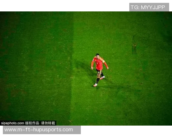 万项禁区拼抢造点虚晃右脚爆射入网