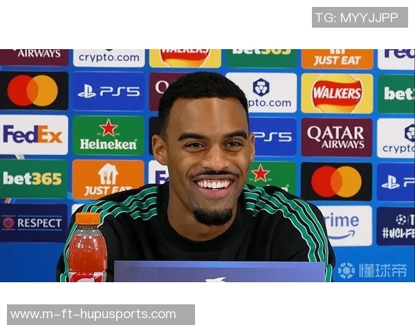 赫拉芬贝赫：我父亲总说我应该多射门；很高兴明天能见到TAA